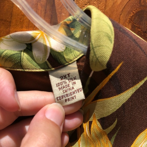 Sold Tommy Bahama Parrot Jungle Tropical Button Down Shirt - Picture 4 of 6